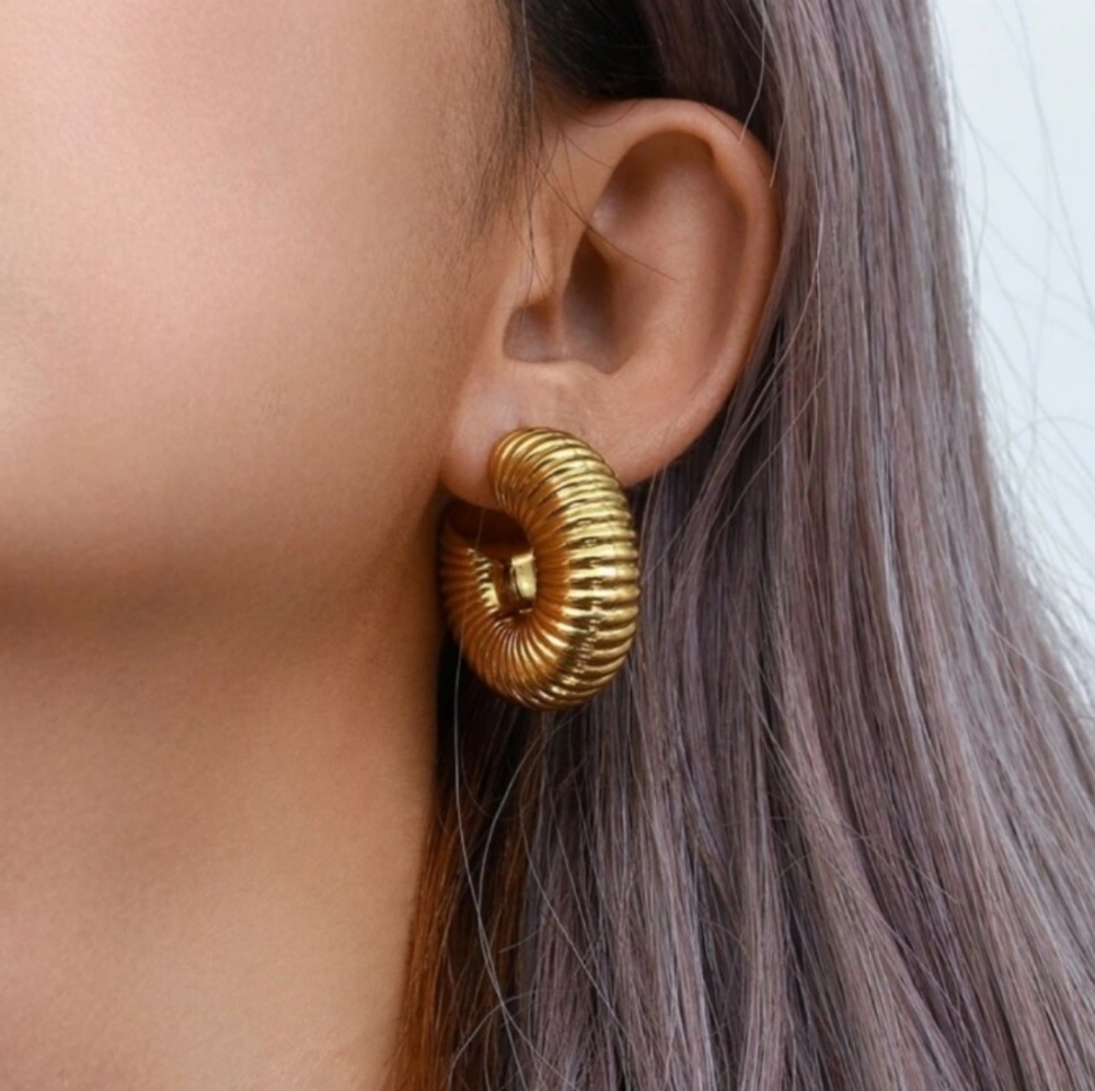 cult gaia 18K Gold plated Lightweight Earrings Chunky Textured Unique Hoop